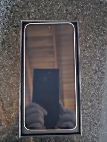 Vendo Celular Samsung S24 FE Estado de novo 1 ano de uso