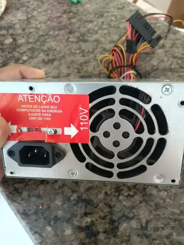 Fonte 230w usada em perfeita condição 