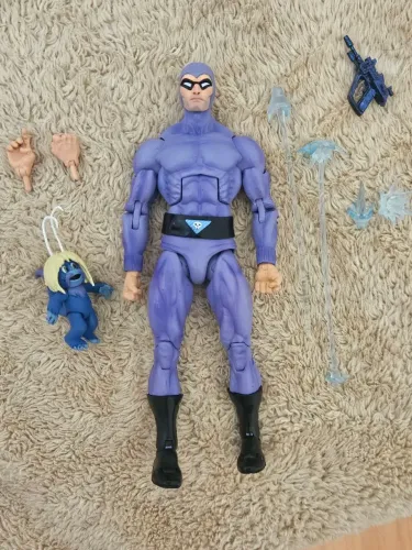 Pausado O Fantasma The Phantom Neca 17cm com acessórios Defensores da Terra