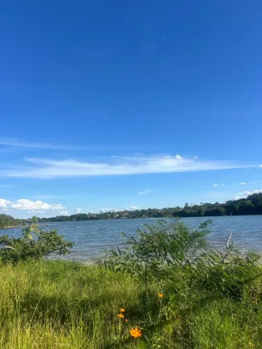 Lote beira Lago medindo2.055 m² Cond. Prive Lago Norte - Quadra 01