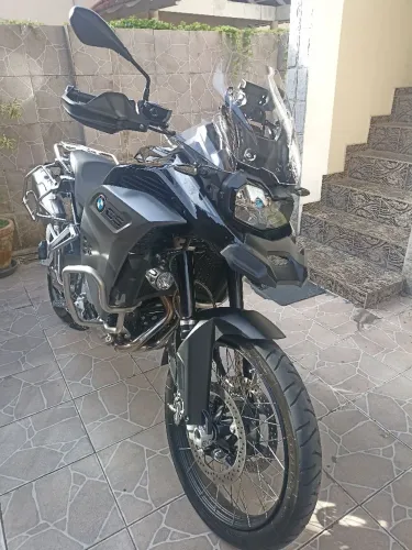 GS 850 ADVENTURE TRIPLE BLACK