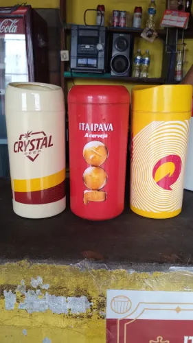 Porta cerveja de 1 litro 4,00 cada
