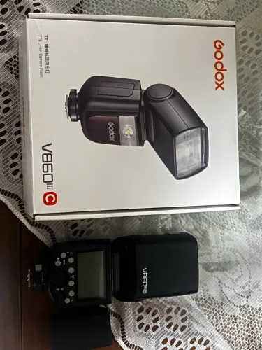 Flash godox v860iii usado