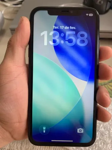 IPhone 11 64gb! Sem funcionar chip!