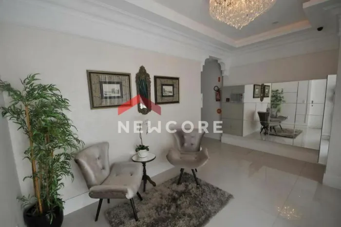 Apartamento em Rua 260 - Meia Praia - Itapema/SC