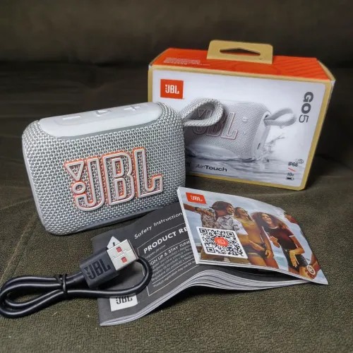 JBL GO5