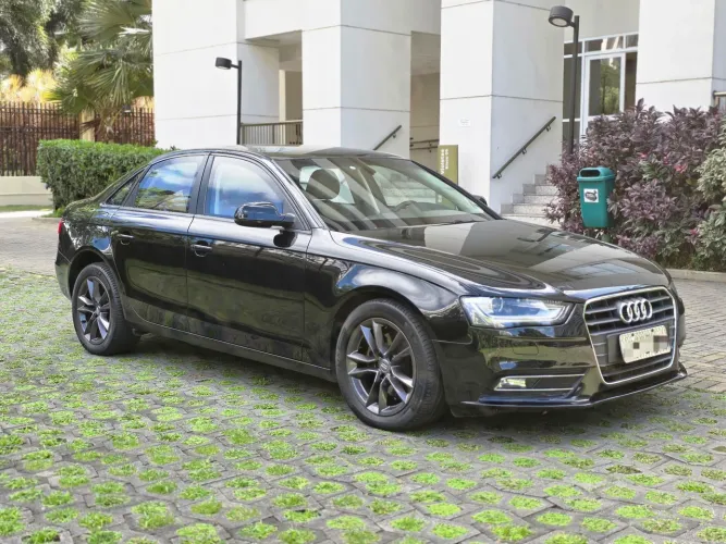 Audi A4 2.0 16V TFSI 183/180cv Multitronic 2013
