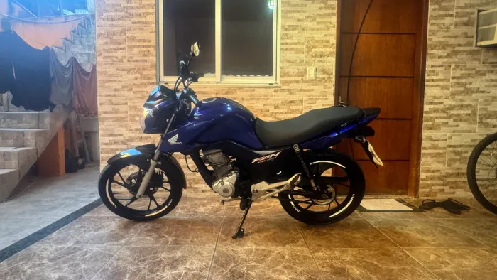 VENDE-SE UMA LINDA HONDA CG FAN 160 FLEX ANO 2022/2022