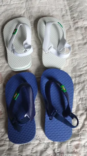 2 havaianas de criança 21/22