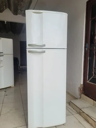 Geladeira electrolux