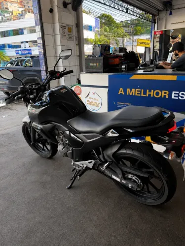Fazer FZ15 nova 5000km apenas 