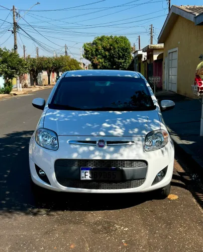 Fiat Palio Essence 1.6 Flex 16V 5P 2016