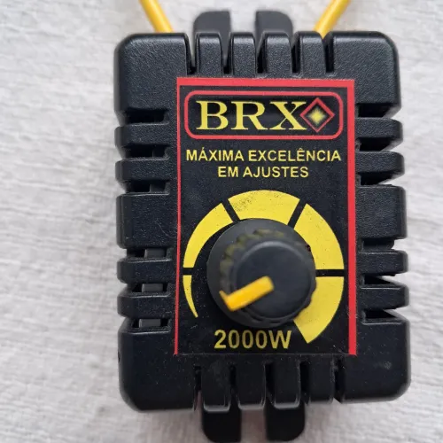 Controlador de velocidade de motor.