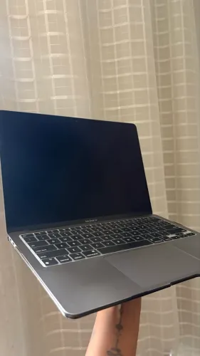 Macbook Air M1 2020