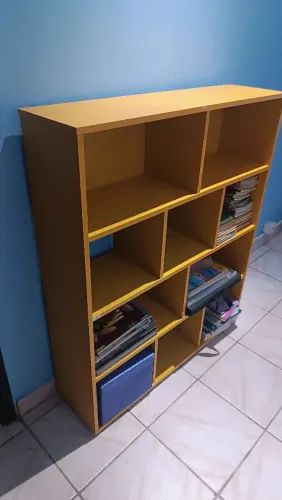 Estante de livros