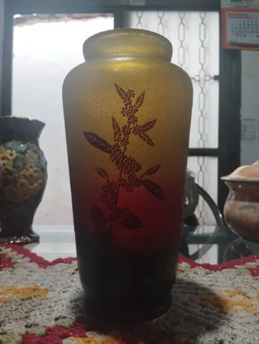 Vaso de Vidro Camafeu Estilo Art Nouveau Degradê Amarelo e Vermelho