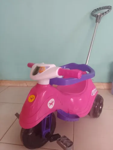 Triciclo infantil