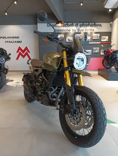 Moto Morini Seiemmezzo Scrambler 650