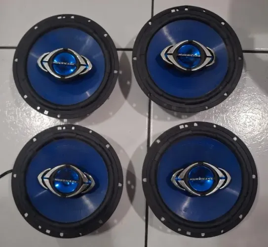 Kit de 4 Alto-Falantes 6 Polegadas Hurricane Azul modelo CM6 com 260W RMS Total (4 Ohms)