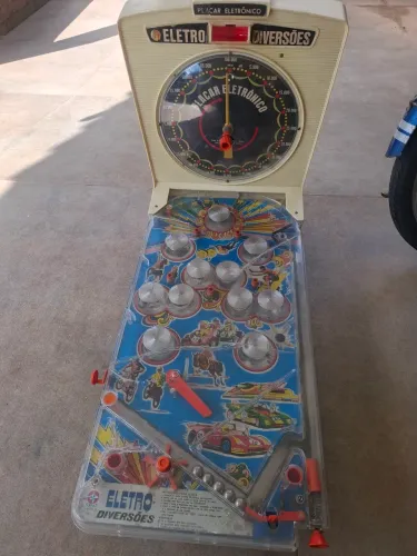 Brinquedo estrela Pinball