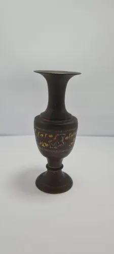 Pequeno vaso formato de pescoço de metal em latão - 15 cm