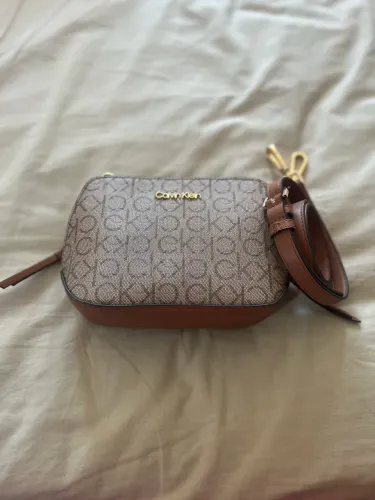 Bolsa Importada (Calvin Klein)