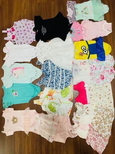 Lote roupa bebê - Body e Vestido
