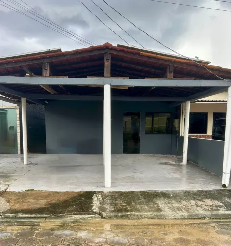 EXCELENTE CASA EM CONDOMÍNIO FECHADO PARA ALUGAR!