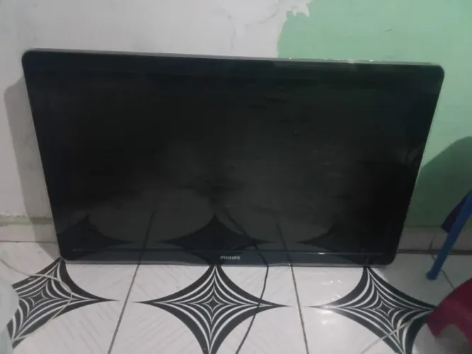 Vendo Televisão Philips