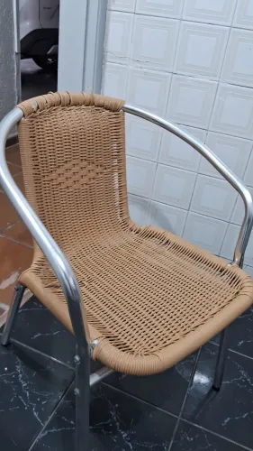 JOGO DE CADEIRAS EM ALUMÍNIO RESISTENTE