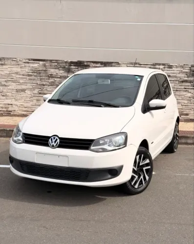 Volkswagen Fox 1.0 MI Total Flex 8V 3P 2014