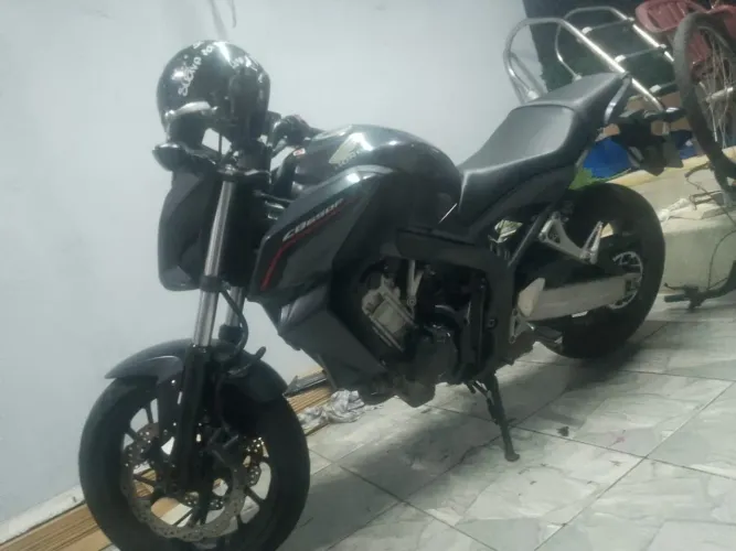CB650 F 2015