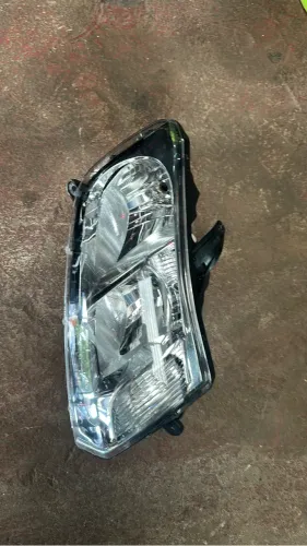 Farol direito Logan Sandero 2014 - 2017