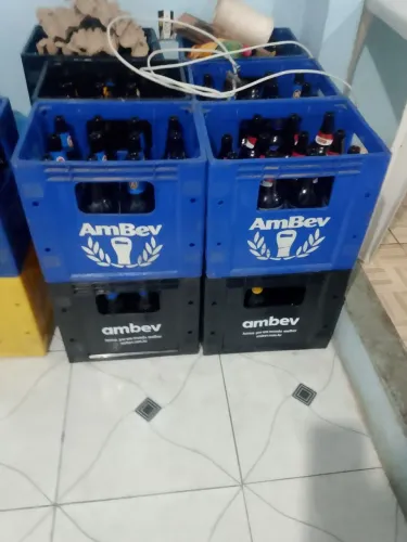 Troco grades de cerveja litrão da AmBev por grades de litrão da Itaipava 