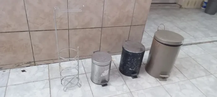 Lixeiras e porta papel higiênico (TUDO)