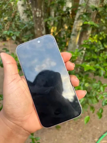 Celular iPhone 15 normal 