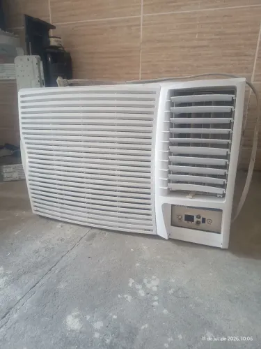 Ar condicionado 21000btus 220v