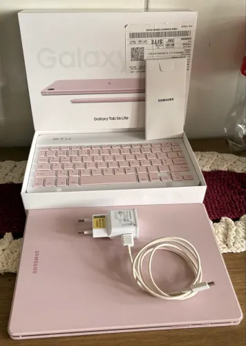 SAMSUNG GALAXY TAB S6 LITE 64 GB + S PEN + TECLADO ROSA