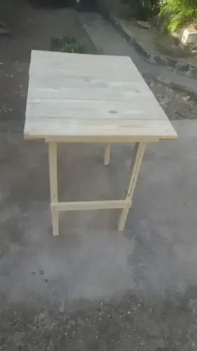 Mesa para bar toda parafusada e pregada