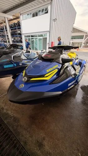 Jet Ski Wake Pro 230 2020