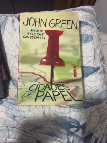 Livro Cidades de Papel - John Green 