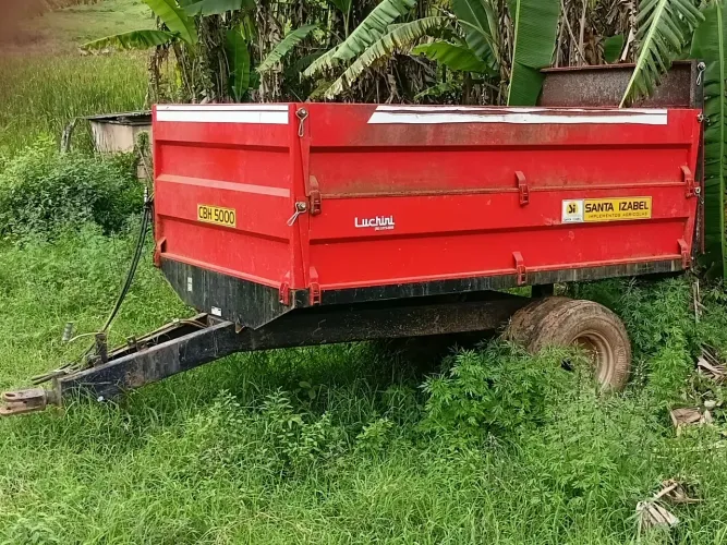 Carreta agrícola  de trator