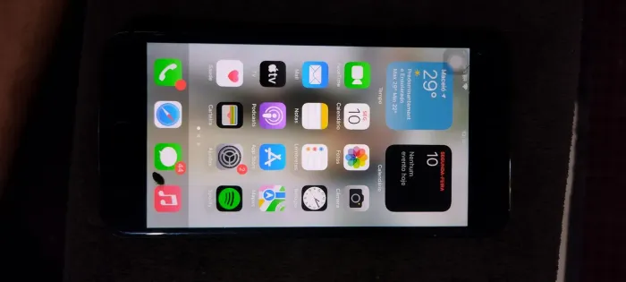 iPhone 8 Plus