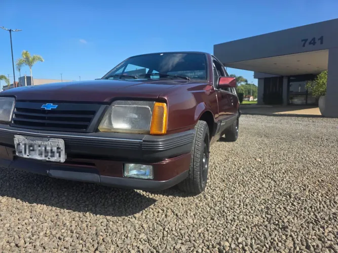 Chevrolet Monza GL 2.0 Efi/sl/l/650/club/barc.2e4p (álcool) 1989