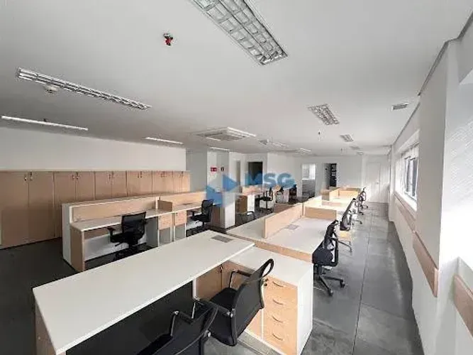Conjunto comercial mobiliado - Av. Jabaquara ao lado do Metrô São Judas