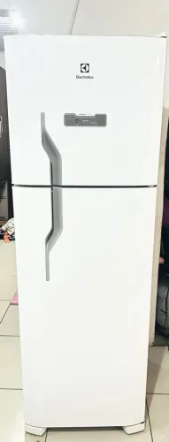 Geladeira Eletrolux Frost Free 2 portas 