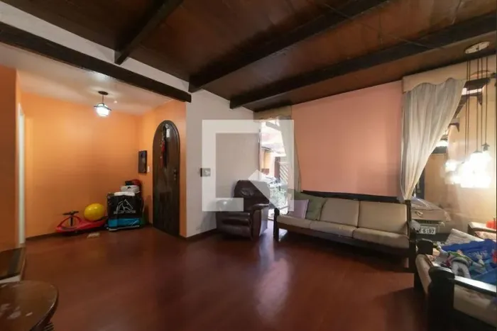 Casa à Venda - Bosque da Saúde, 3 Quartos, 140 m2