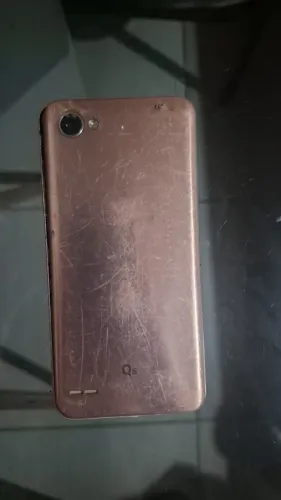 LG Q6 (LG-M700TV) para peças ou reparo