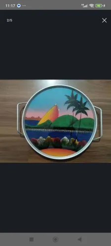 Bandeja em inox com base de vidro