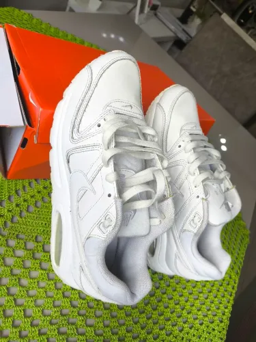 Tênis Nike Air Max couro Tam 40